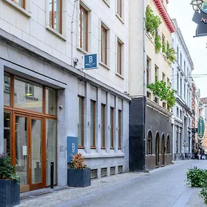 4* Apartahotel B-aparthotel Grand Place